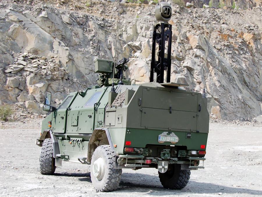  KMW Dingo 2 4x4 Reconnaissance 2008 года  (фото 4 из 5)
